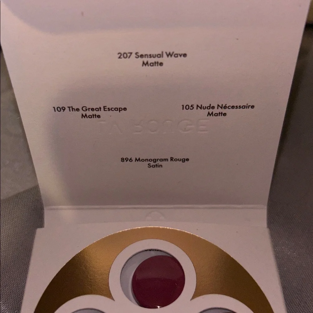 LV Rouge Louis Vuitton lipstick samples - Picture 3 of 8